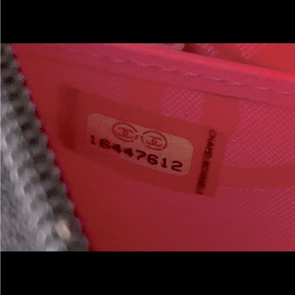 Chanel Authentic Quilted Cambon Zip Around Wallet Dust Bag VGC - Picture 11 of 12